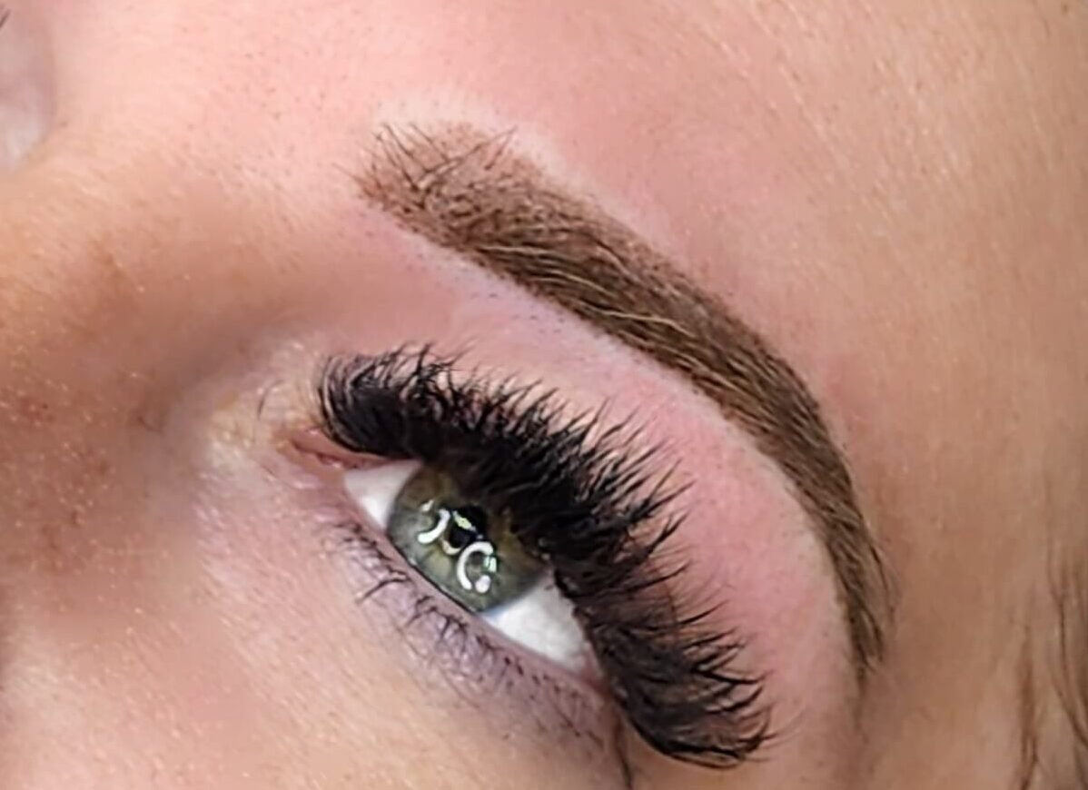 mega volume eyelash extensions Powder Shading Ombré Brows